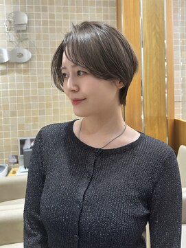 シアラ(ciala) 【清澄白河】大人ハンサムショートブリーチベージュ