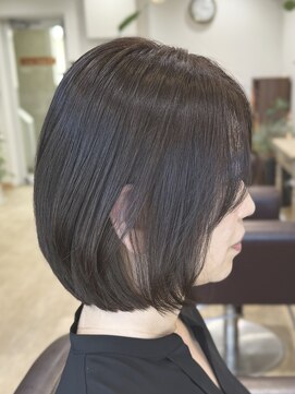 プラウドヘアー(Proud hair) ミディアムボブ/抜け感ボブ/白髪染めブラウン系