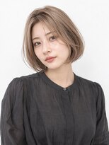 トリニティ(trinity)&nbsp;ブリーチ×髪質改善 ミルクティーベージュ レイヤーカット豊見城