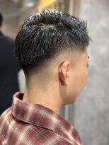 メグロバーバーショップロッポンギ 目黒六(MEGURO BARBER SHOP 6PPONGI)&nbsp;スキンフェード/パートスタイル