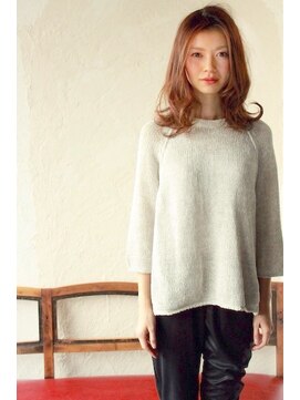 ソルト(Salt) ゆるっとふんわりカールパーマスタイル［福岡/天神/大名］