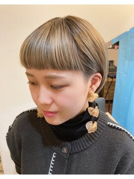 ヨナサン(Yona Saint) ワイドバング＆刈り上げ