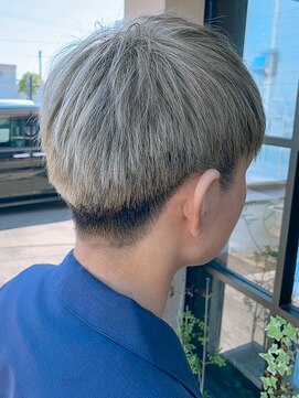 ミル 今治(1003 mille IMABALI) メンズハイトーンでマッシュショートのミルクティベージュ