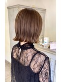 切りっぱなしボブ×テラコッタカラー