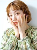 ハイトーン外国人風20代30代ボブショートカット