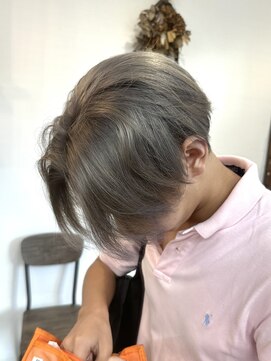 リベストバイジェービー 稲毛(li best. byjb) グレーベージュ/レイヤーロング/アッシュカラー/黒髪【稲毛】