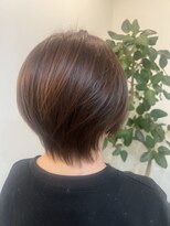 トモニ(tomoni) ショートボブ