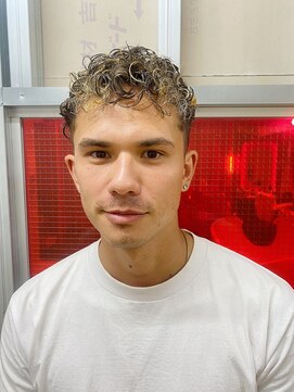 メリケンバーバーショップ トーキョー(MERICAN BARBERSHOP TYO) ハイライト/マッシュパーマ/ウルフ/アッシュブラック47