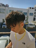 アノ(Ano.)&nbsp;スペインカールフェードスパイラルパーマメンズパーマ