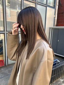 ルーム(Loom.) 顔周りレイヤーレイヤーカット透明感カラーブリーチなしカラー