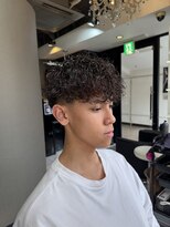 アイズ 海老名(AIZU) スペインカール フェードカット スパイラルパーマ 海老名