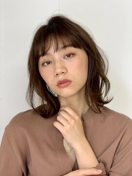 アワーズ 南青山(Our's) レイヤーを入れた、くびれロブ♪