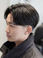 リロン 新宿(RIRON)&nbsp;センターパート/ニュアンスパーマ/大人男子/新宿/men's/ビジネス