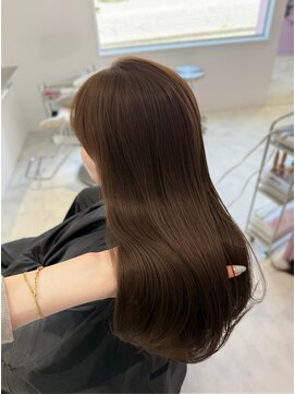 メリア(_Melia) hazel brown