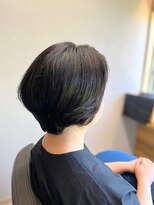 オト(oto)&nbsp;黒髪ショートひし形小顔似合わせカット髪質改善30代40代50代60代