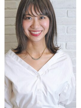 ネウィ ハウオリ 札幌駅前(newi hau'oli) ミディアム×ナチュラル外ハネ