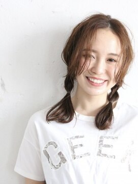 ネオリーブリノア 北千住東口店(Neolive Linoa) レイヤーセミロング