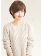 オーガニックで安心♪ハーブエッセンス配合で従来のことカラー剤に比べダメージが少なくしみないと評判♪