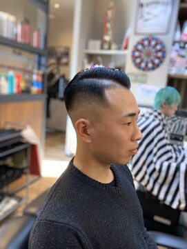 バーバー スタジオ ラフテル(Barber Studio RAFTEL) スキンフェード バーバースタイル