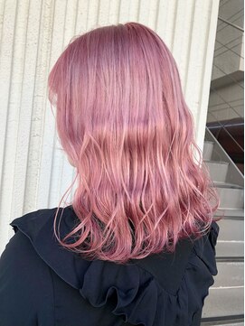 ロア 福岡天神本店(LORE) ハイトーン×ミディアム×ピンクカラー