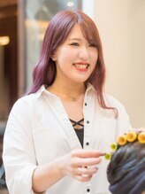 薄井映里香 《スタイリスト》
