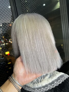 テテ(TETE) プラチナアッシュ 心斎橋×長堀橋