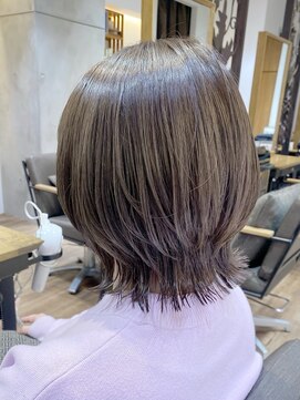 ヘアリゾート粋 新宿三丁目本店 《前地 麻衣》ロングからバッサリ!ひし形シルエット