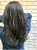 ダークフォレストかきあげウェーブヘアー