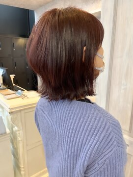 キャアリー(Caary) 福山人気イルミナカラー韓国風外ハネ切りっぱなしカシスブラウン