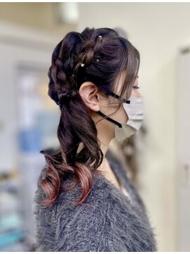 ティーズヘアイナガキイヴピアジェ イベントヘア＿ツインテール＿かわいいデザインカラー