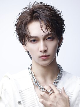 リップス 表参道店(LIPPS) 韓国スパイキーカルマセンターパート