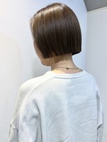 エミス バイ メルト 吉祥寺(emis by melt)&nbsp;【吉田江梨】暖色ボブ地毛風ストレートパーマニュアンスカラー