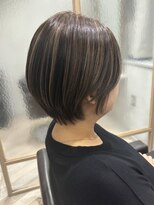 マルフェ 天王寺(marfe)&nbsp;【marfe】白髪ぼかしハイライト＿脱白髪染め＿丸みショート