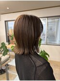 外ハネボブ × アッシュグレージュ〈ブリーチなし透明感カラー〉