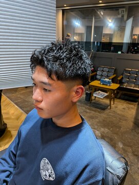 アップバングショート