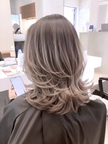 モアナ ルア バイ ヘッドライト 平塚店(Moana Lua by HEADLIGHT)&nbsp;Moana【平塚】#レイヤーカット#バレイヤージュ#ベージュ