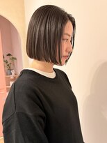 ヒビヲ(HIBIO) 切りっぱなしボブタッセルボブダブルカラーハイライトグレージュ