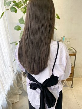 ミント(mint) 透明感オリーブグレージュ！スモーキーな色合い！