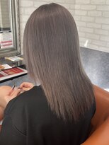 ルノン フィージュ(LUNON fieju)&nbsp;黒髪クラゲヘアーオリーブグレー小顔ココアベージュ