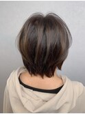髪質改善ツヤ髪カーキベージュハイライト ショートカット 1