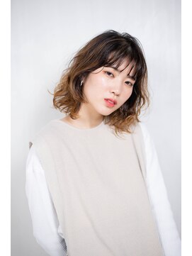 ビハインドザカーテン(BEHIND THE CURTAIN) エアタッチ×グラデーションカラー×パーマ