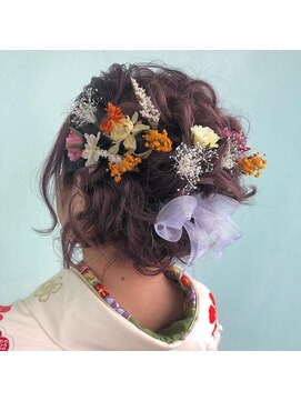 ヴァンカウンシル 豊橋店(Van Council) 着物スタイル♪お花とリボンのガーリー成人式ヘアセット☆