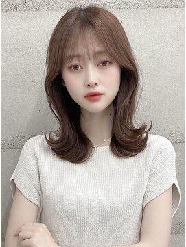 フォンズ(FONS) 外ハネミディアム斜めバンクグレージュカラーシルキーベージュ