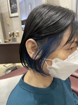 パハップスパークアベニュー(PERHAPS PARK AVENUE) イヤリングカラー /ブルー