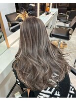 ブレンド 渋谷(BLend)&nbsp;ハイライトブルージュマチルダボブインナーグレージュ前髪