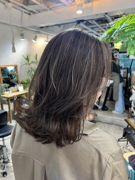 ロア インターナショナル 新宿店(LoA International) 【LoA】シークレットハイライトグレージュバレイヤージュ