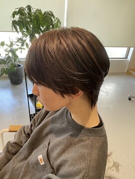 ヤテ(yate') ニュアンスパーマ　センターパート