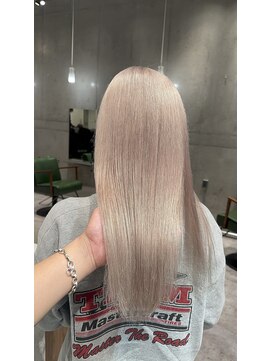 モニカ(MONIQA) ホワイトベージュ