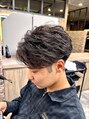 ブラック 横浜(BLUCK) 立体感と動きで色気があるフェザーパーマ