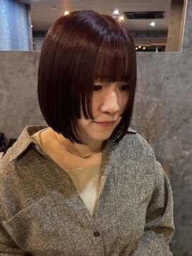 互感 小松店 艶感ぱっつんボブ